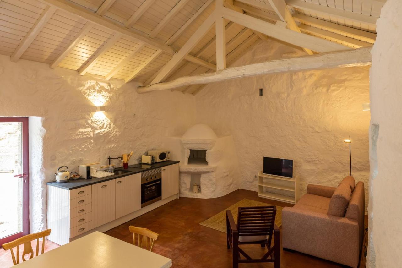 Casas Do Capitao - Paiva Valley - Pool And Nature กัสเตโล เด ไปวา ภายนอก รูปภาพ