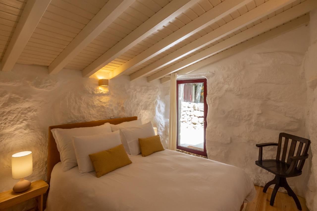 Casas Do Capitao - Paiva Valley - Pool And Nature กัสเตโล เด ไปวา ภายนอก รูปภาพ