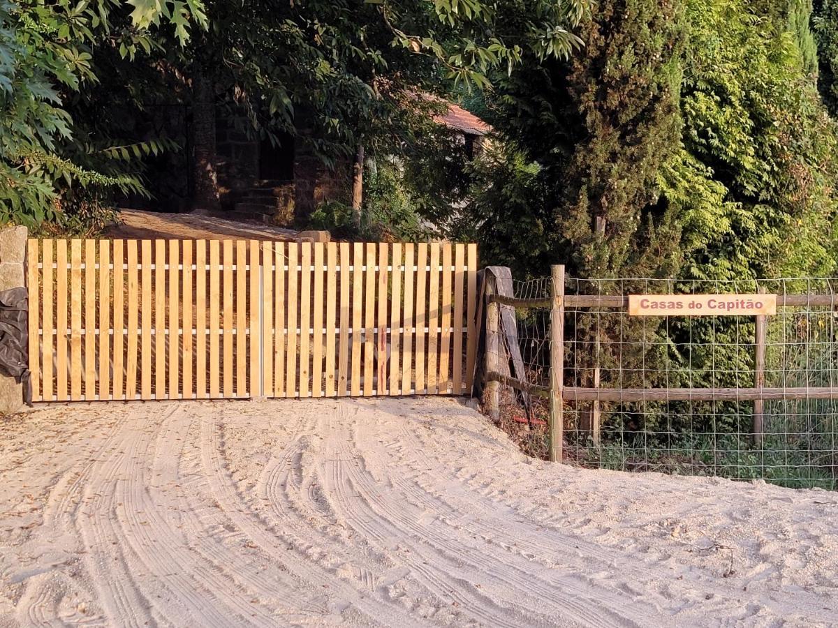 Casas Do Capitao - Paiva Valley - Pool And Nature กัสเตโล เด ไปวา ภายนอก รูปภาพ